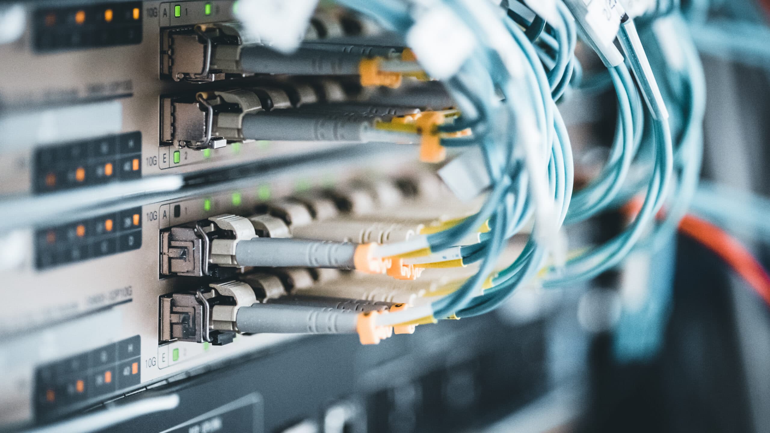 Swtich réseaux avec connexion fibre